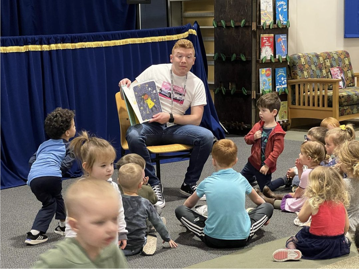 Storytime at the Airport